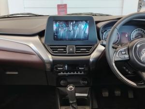 Toyota Starlet Cross 1.5 XS manual - Image 6