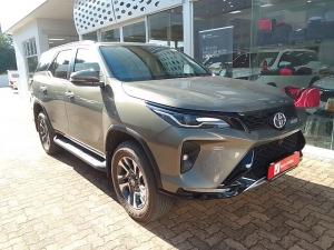 Toyota Fortuner 2.4GD-6 manual - Image 1