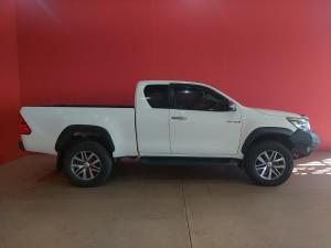 Toyota Hilux 2.8GD-6 Xtra cab 4x4 Raider auto - Image 4