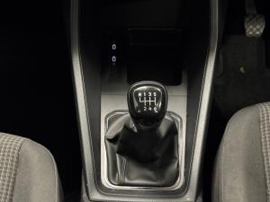 Volkswagen Caddy 2.0TDI - Image 11