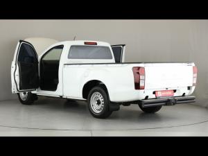 Isuzu D-Max Gen 6 250c single cab - Image 16