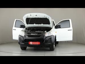 Isuzu D-Max Gen 6 250c single cab - Image 19