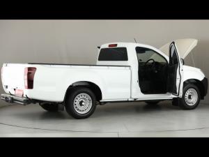 Isuzu D-Max Gen 6 250c single cab - Image 22