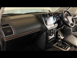 Toyota Land Cruiser Prado 2.8GD VX-L - Image 7