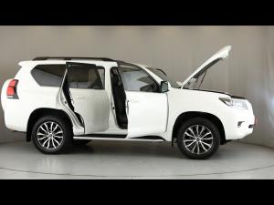 Toyota Land Cruiser Prado 2.8GD VX-L - Image 15