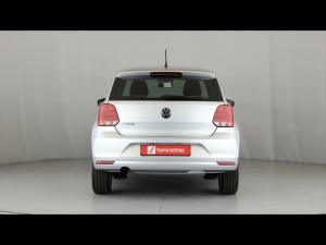Volkswagen Polo Vivo hatch 1.6 Comfortline auto - Image 5