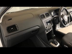 Volkswagen Polo Vivo hatch 1.6 Comfortline auto - Image 7