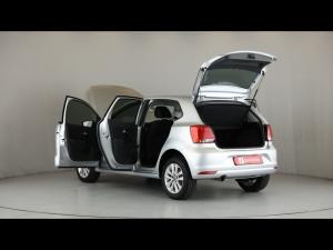 Volkswagen Polo Vivo hatch 1.6 Comfortline auto - Image 10