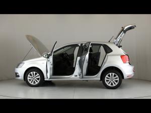 Volkswagen Polo Vivo hatch 1.6 Comfortline auto - Image 11