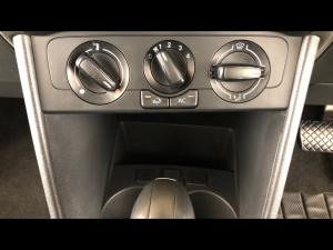 Volkswagen Polo Vivo hatch 1.6 Comfortline auto - Image 29