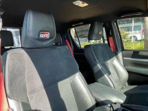 Toyota Hilux 2.8GD-6 double cab 4x4 GR-Sport - Image 12