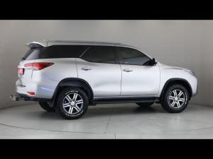 Toyota Fortuner 2.4GD-6 auto - Image 2