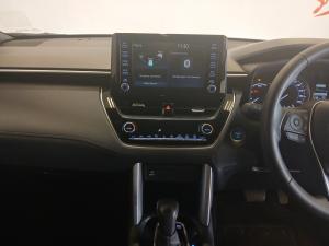 Toyota Corolla Cross 1.8 Hybrid XS - Image 16