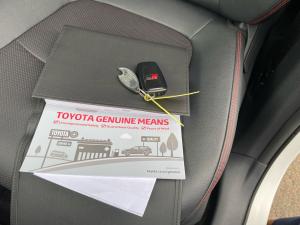 Toyota Corolla Cross 1.8 Hybrid GR-Sport - Image 19