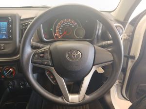 Toyota Vitz 1.0 XR auto - Image 8