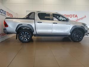 Toyota Hilux 2.8GD-6 48V double cab 4x4 Legend RS - Image 3