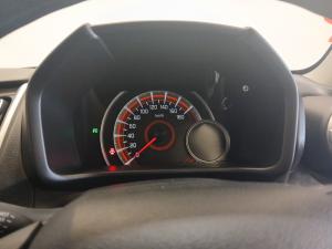 Toyota Vitz 1.0 XR auto - Image 10