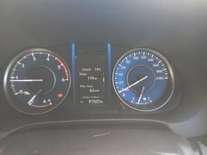 Toyota Fortuner 2.4GD-6 manual - Image 11