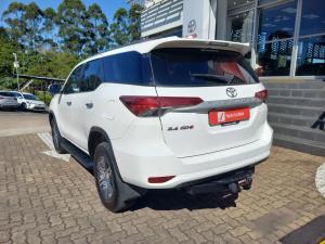 Toyota Fortuner 2.4GD-6 manual - Image 18
