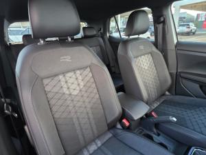 Volkswagen T-CROSS 1.0 TSI R-LINE DSG - Image 16