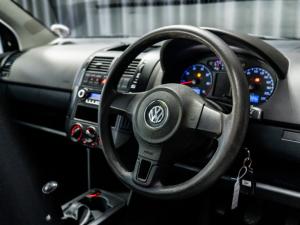 Volkswagen Polo Vivo sedan 1.4 Trendline - Image 7