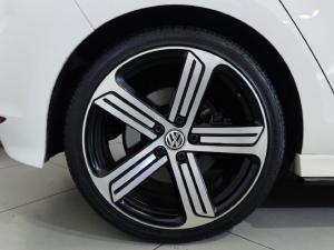 Volkswagen Golf R auto - Image 11