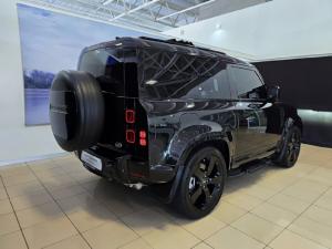 Land Rover Defender 90 D240 X-Dynamic HSE - Image 6
