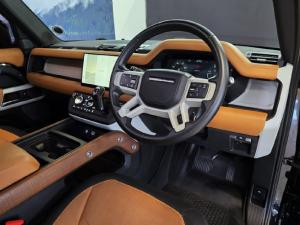Land Rover Defender 90 D240 X-Dynamic HSE - Image 8