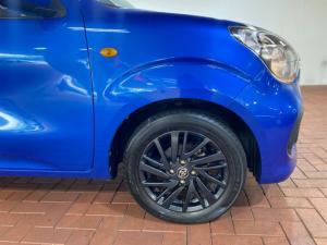 Toyota Vitz 1.0 XR manual - Image 6