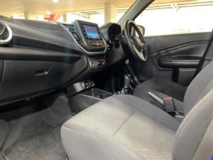 Toyota Vitz 1.0 XR manual - Image 8