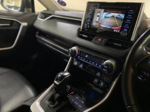Toyota RAV4 2.0 VX - Image 10