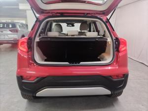 Mahindra XUV300 1.5TD W8 - Image 5