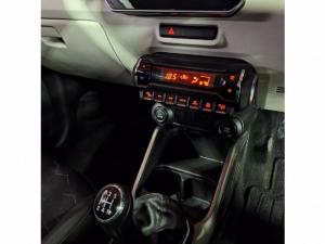 Suzuki Ignis 1.2 GLX manual - Image 11