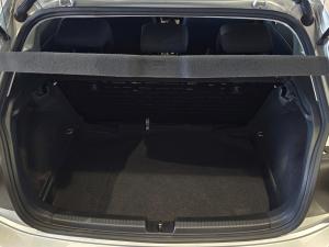 Volkswagen Polo hatch 1.0TSI Life manual - Image 10