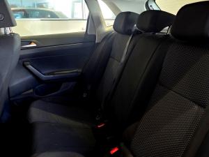 Volkswagen Polo hatch 1.0TSI Life manual - Image 9