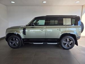 Land Rover Defender 110 D350 X-Dynamic HSE - Image 3