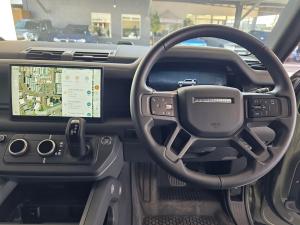 Land Rover Defender 110 D350 X-Dynamic HSE - Image 8