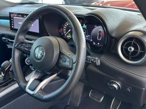 Alfa Romeo Tonale 1.5T Hybrid Ti - Image 12