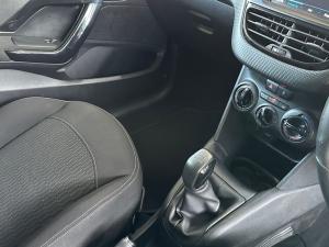 Peugeot 208 1.2 Active - Image 17