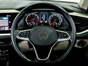 Volkswagen Polo sedan 1.6 Life manual - Image 11