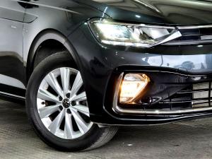 Volkswagen Polo sedan 1.6 Life manual - Image 3