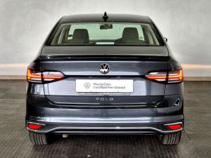 Volkswagen Polo sedan 1.6 Life manual - Image 9