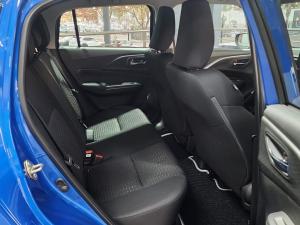 Suzuki Swift 1.2 GL+ manual - Image 11