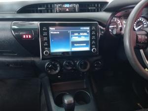 Toyota Hilux 2.4GD-6 double cab 4x4 Raider auto - Image 15