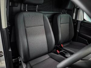 Volkswagen Caddy Cargo 2.0TDI panel van - Image 18