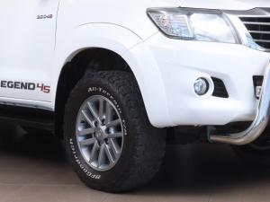 Toyota Hilux 3.0D-4D double cab Raider Legend 45 - Image 3