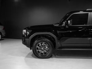 Toyota Land Cruiser Prado 2.8GD VX-R - Image 17