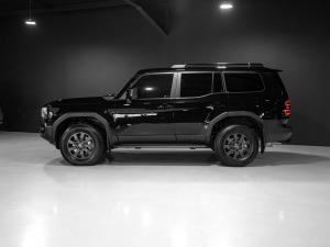 Toyota Land Cruiser Prado 2.8GD VX-R - Image 7
