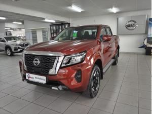 Nissan Navara 2.5DDTI LE/LE Plus automatic D/C - Image 1