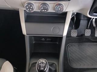 Renault Triber 1.0 Zen manual